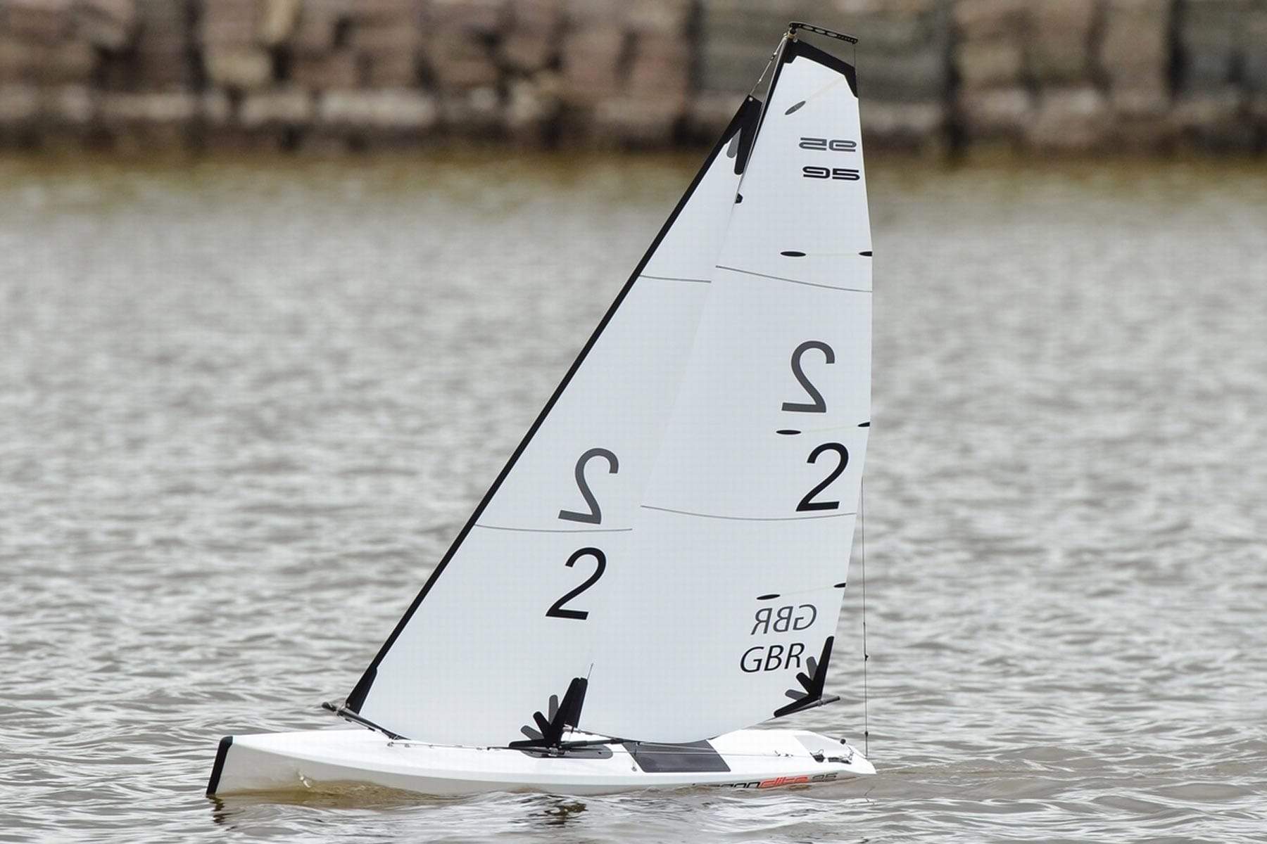 Joysway DragonFlite 95 V2 950mm 37.4 Racing Sailboat PNP BNC1049 002 Motion RC