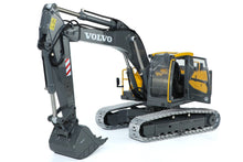 Load image into Gallery viewer, Double Eagle Volvo EC160E 1/14 Scale Metal Excavator - RTR EE010-003
