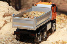 Load image into Gallery viewer, Huina 1/14 Scale Metal 6x6 Dump Truck - RTR HUA1598-001
