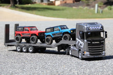 Load image into Gallery viewer, Huina 1/18 Scale Grey Platform Semi Trailer - RTR HUA1502-G
