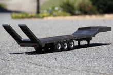 Load image into Gallery viewer, Huina 1/18 Scale Grey Platform Semi Trailer - RTR HUA1502-G
