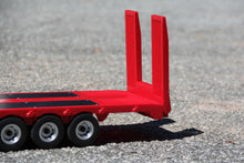 Load image into Gallery viewer, Huina 1/18 Scale Red Platform Semi Trailer - RTR HUA1502
