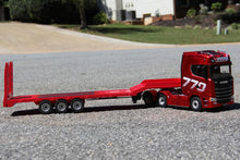 Load image into Gallery viewer, Huina Scania 770S Red 1/18 Scale Semi Tractor - RTR HUA1501
