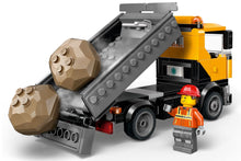 Load image into Gallery viewer, LEGO City Heavy-Duty Recovery Tow Truck with Crane 60467
