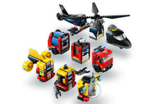 Load image into Gallery viewer, LEGO City Helicopter, Fire Truck &amp; Submarine Remix 60462
