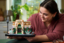 Load image into Gallery viewer, LEGO Icons French Café 10362
