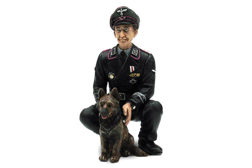 Torro 1/16 Scale Figure Colonel Otto Paetsch with Dog TOR222285120