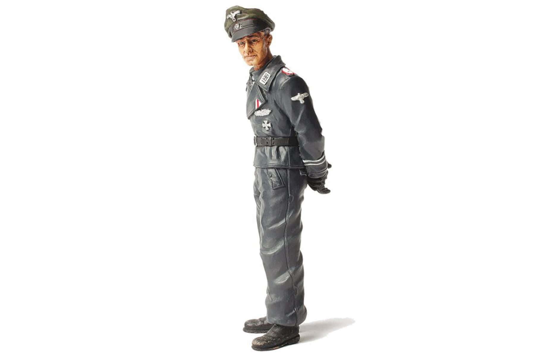 Torro 1/16 Scale Figure Lieutenant Colonel Jochen Peiper TOR222285095