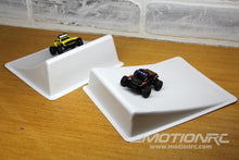 Load image into Gallery viewer, Turbo Racing White Jump Ramps (2 pcs.) TBR760103
