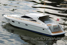 Load image into Gallery viewer, Bancroft D558 St. Tropez 1/20 Scale 840mm (33&quot;)  Yacht - RTR - (OPEN BOX)
