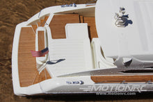 Load image into Gallery viewer, Bancroft D558 St. Tropez 1/20 Scale 840mm (33&quot;)  Yacht - RTR BNC1008-002
