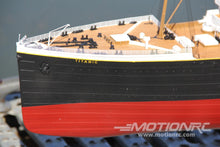 Load image into Gallery viewer, Bancroft RMS Titanic 1/200 Scale 1360mm (53.5&quot;) British Liner - RTR BNC1024-003
