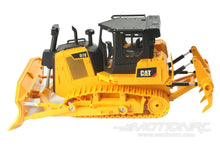 Load image into Gallery viewer, Diecast Masters 1/24 Scale Caterpillar D7E Tracked Bulldozer - RTR DCM25002
