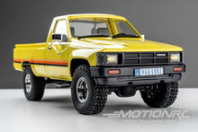 Load image into Gallery viewer, FMS Toyota Hilux Pickup 1/18 Scale 4WD Crawler - RTR FMS11816RTR
