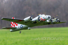 Load image into Gallery viewer, Freewing B-17 Flying Fortress Silver 1600mm (63&quot;) Wingspan - PNP FW30411P
