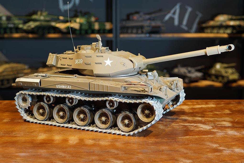 Heng Long USA M41 Walker Bulldog Professional Edition 1/16 Scale Light Tank - RTR