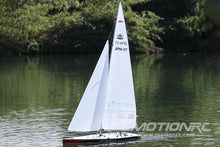 Load image into Gallery viewer, Kyosho Seawind 998mm (38.9&quot;) Racing Yacht - RTR KYO40462ST2
