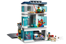Load image into Gallery viewer, LEGO City Family House 60291
