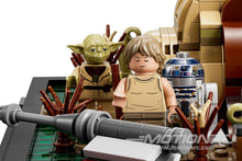 Load image into Gallery viewer, LEGO Star Wars Dagobah Jedi Training Diorama 75330
